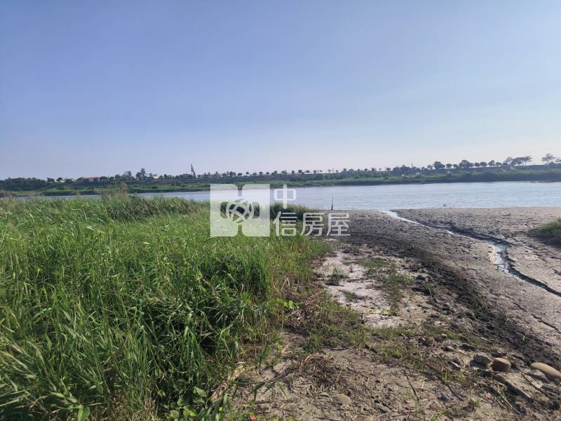仁德二仁溪旁休閒農地房屋室內格局與周邊環境