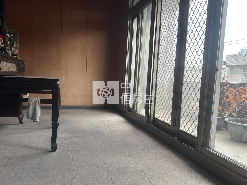 義興國小大地坪透天房屋室內格局與周邊環境