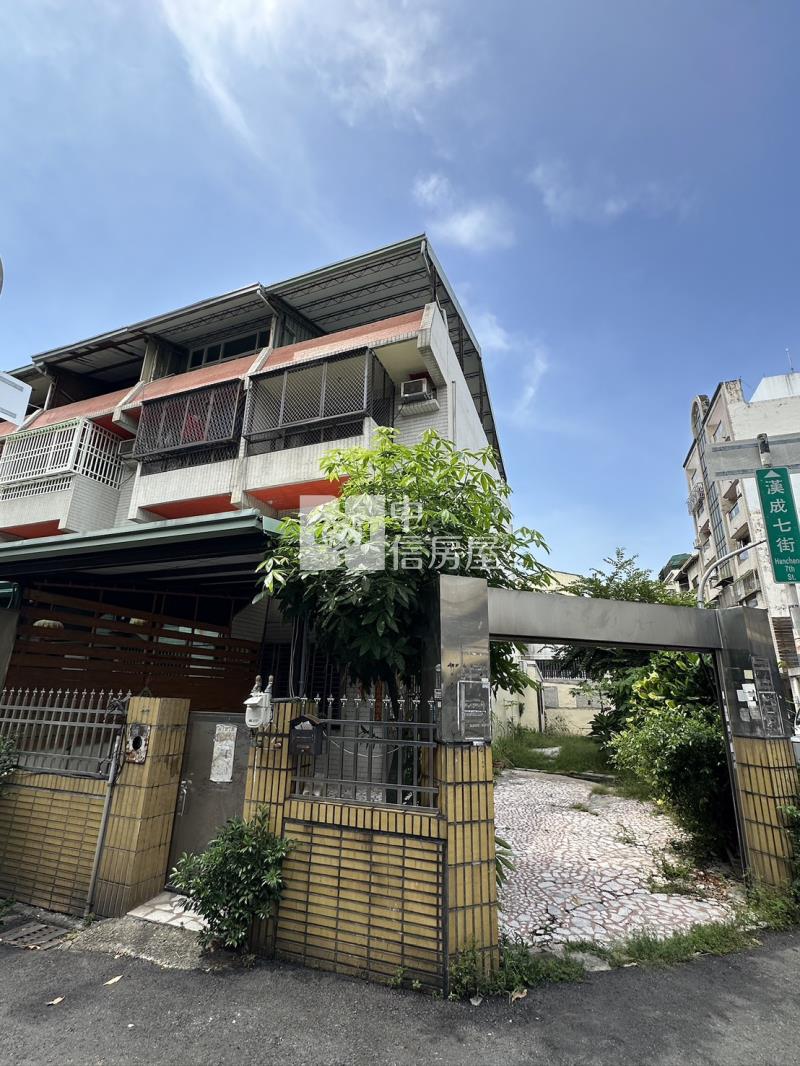 正圓環東路黃金透店房屋室內格局與周邊環境