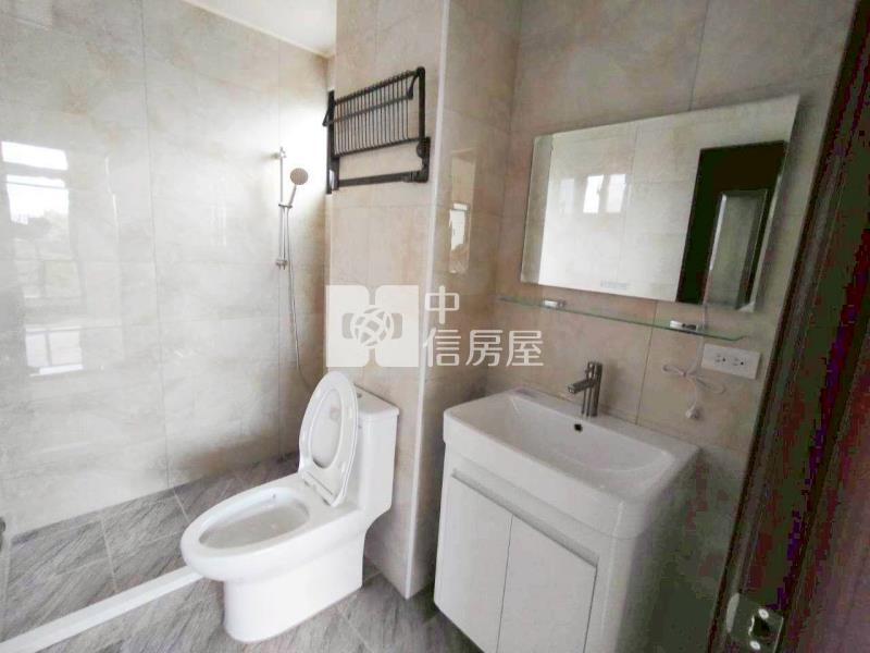 斗六永興路車庫別墅1房屋室內格局與周邊環境