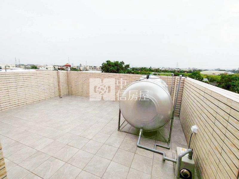 斗六永興路車庫別墅1房屋室內格局與周邊環境