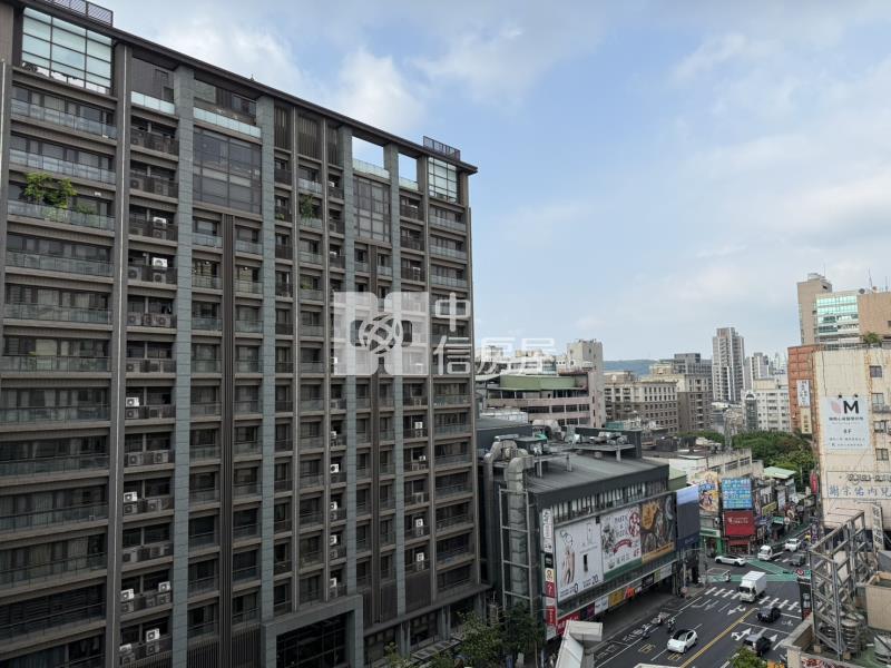 桃園火車站前二戶打通3房雙車-B戶房屋室內格局與周邊環境