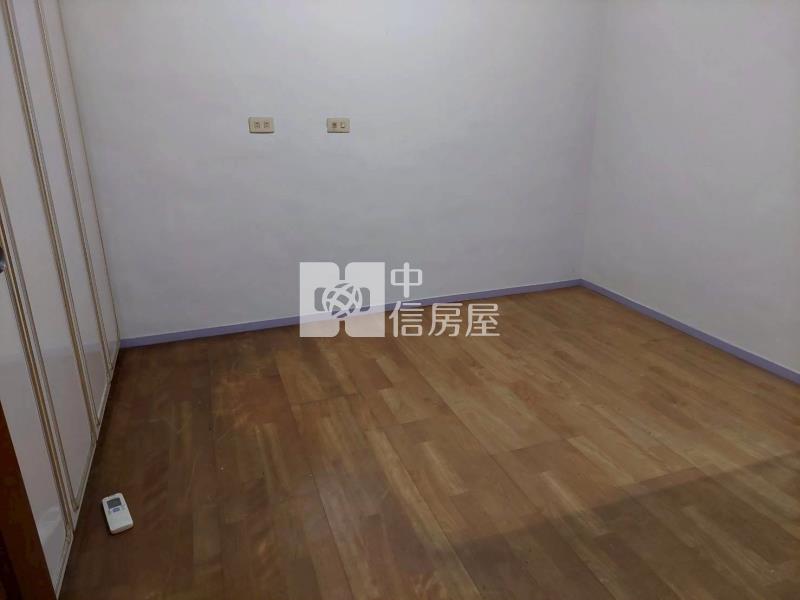 斗六文化路低價店面房屋室內格局與周邊環境