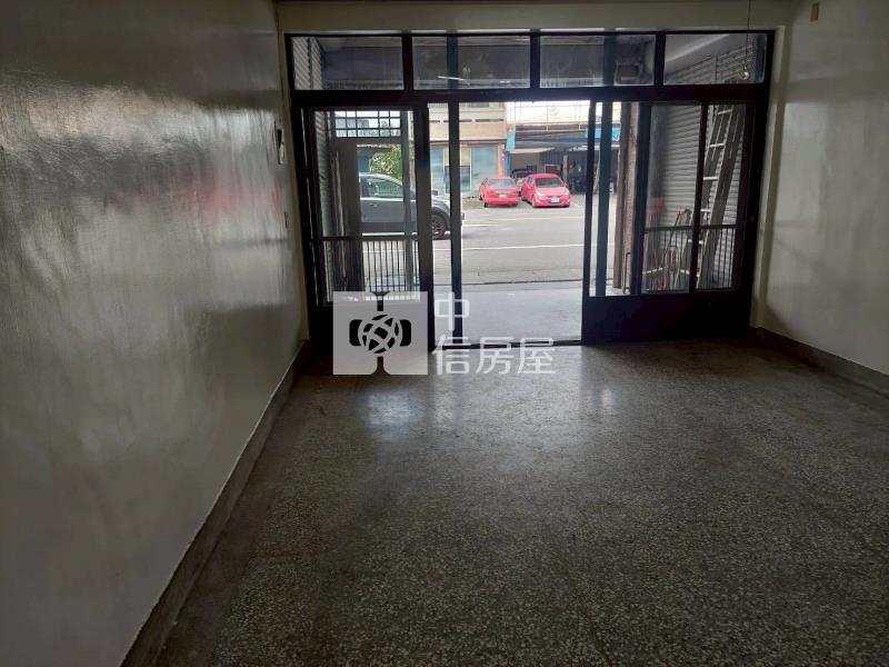 斗六文化路低價店面房屋室內格局與周邊環境