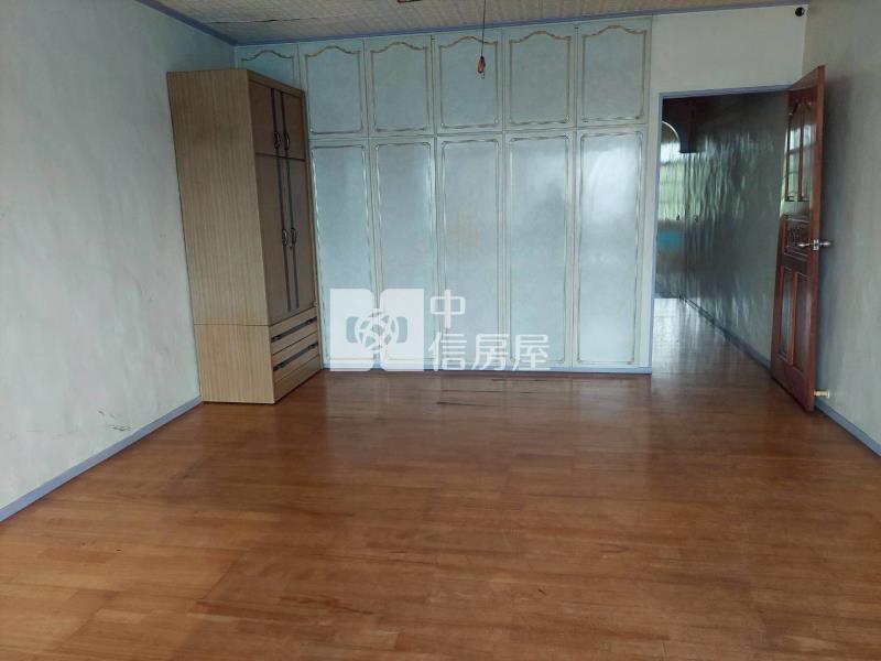 斗六文化路低價店面房屋室內格局與周邊環境
