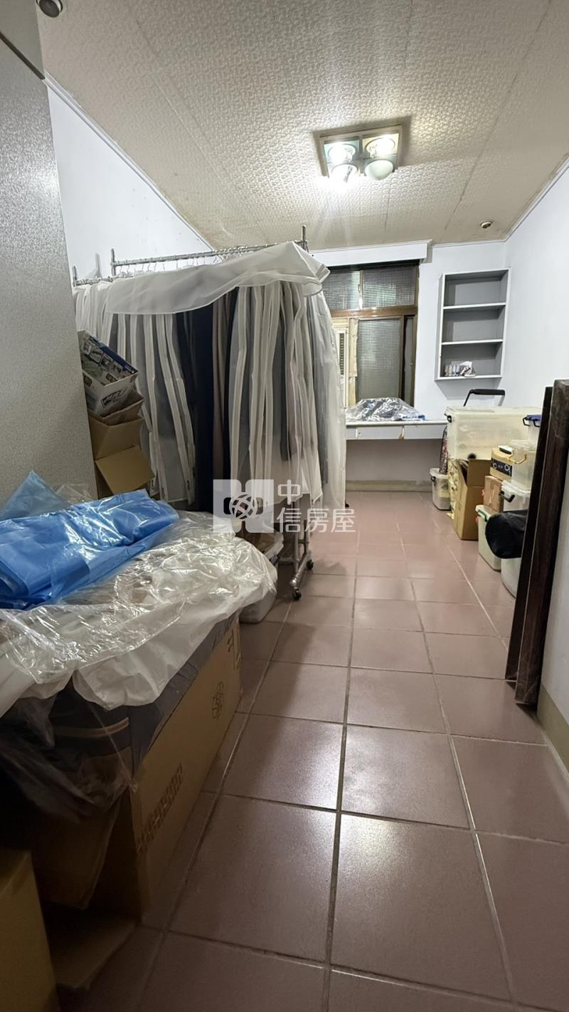 南亞稀有大面寬活巷雙車位透天房屋室內格局與周邊環境