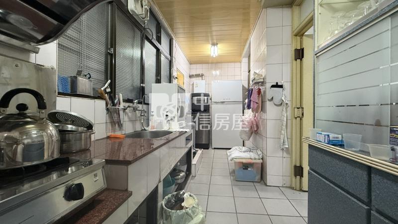 南亞稀有大面寬活巷雙車位透天房屋室內格局與周邊環境