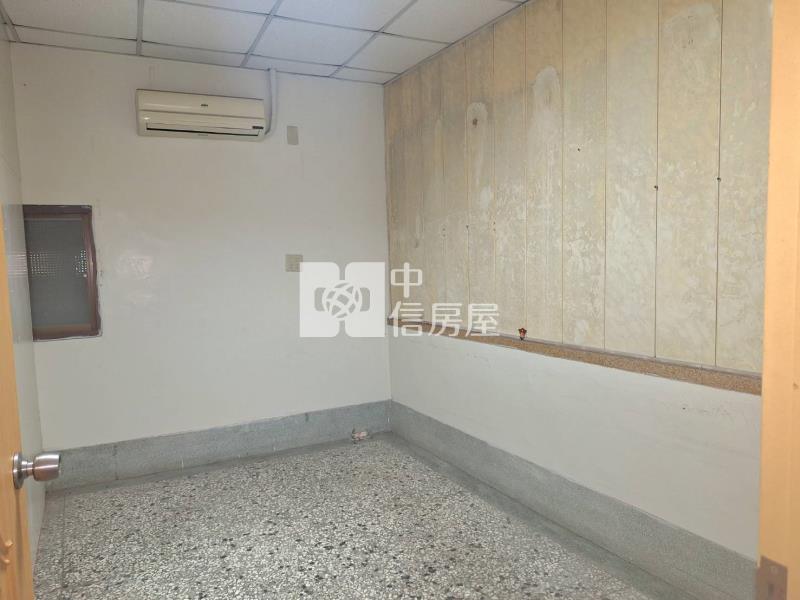 鹿港老街集市大地坪透天金店房屋室內格局與周邊環境