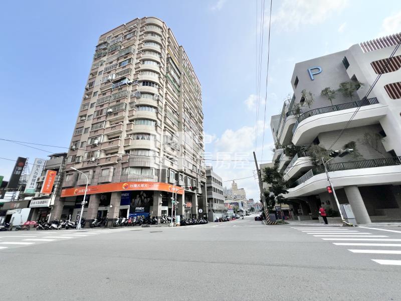 上海名邸四房車位視野戶(專任)房屋室內格局與周邊環境