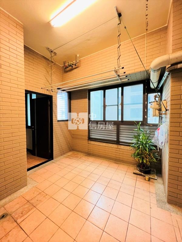 富宇天瀚大戶美宅房屋室內格局與周邊環境