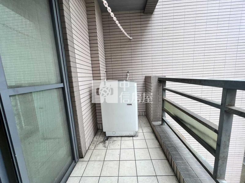 站前G6商圈大套房+車位房屋室內格局與周邊環境