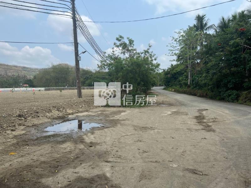 旗山圓潭子大面寬臨路農地房屋室內格局與周邊環境