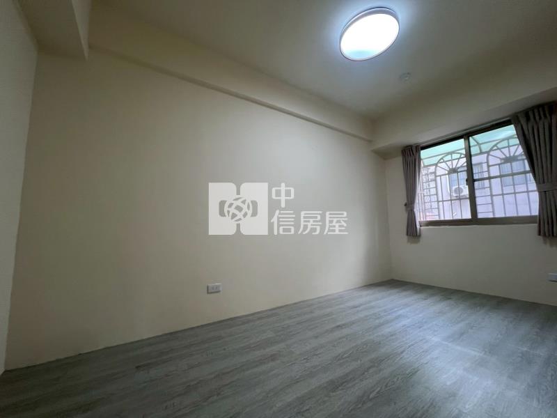 北屯文心百利車位美三房房屋室內格局與周邊環境