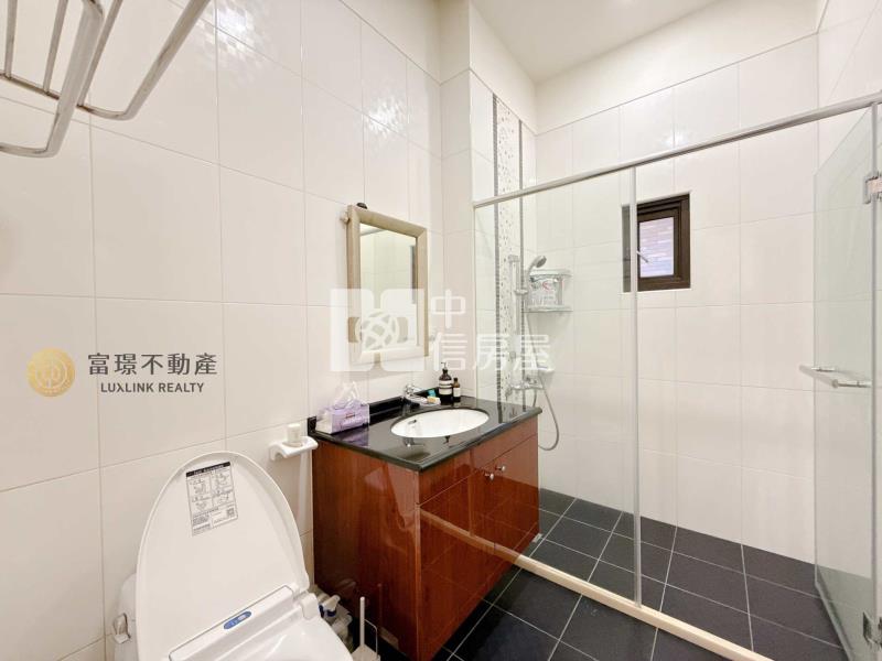 龜山獨戶採光挑高宅房屋室內格局與周邊環境