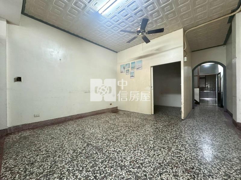 長億學區臨路8房透天房屋室內格局與周邊環境