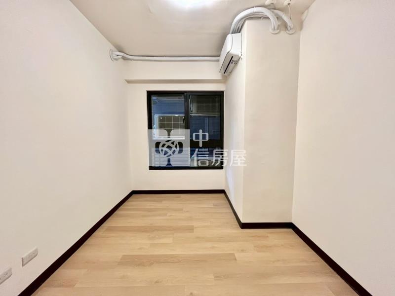 聚佳大值全新朝南三房平車房屋室內格局與周邊環境