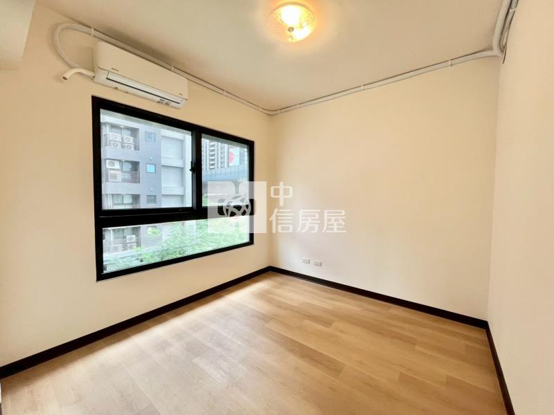 聚佳大值全新朝南三房平車房屋室內格局與周邊環境