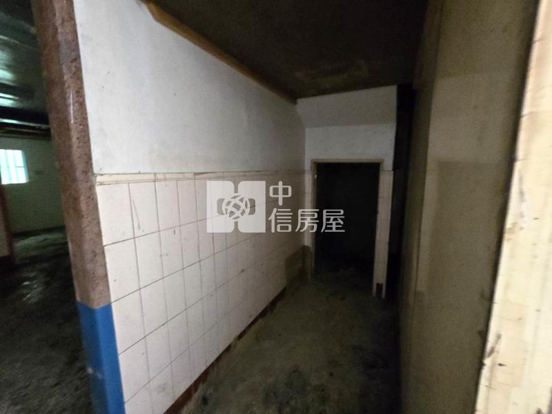 (專)鳳山五福公園旁靜巷低總價透天房屋室內格局與周邊環境