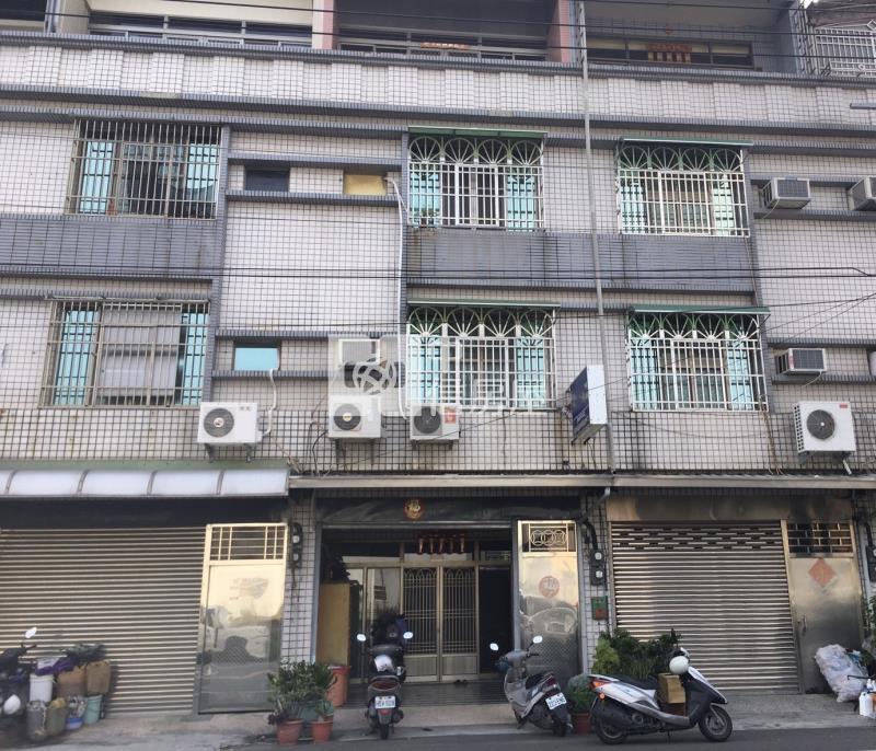 新市大社國小15米路大面寬透天店住房屋室內格局與周邊環境