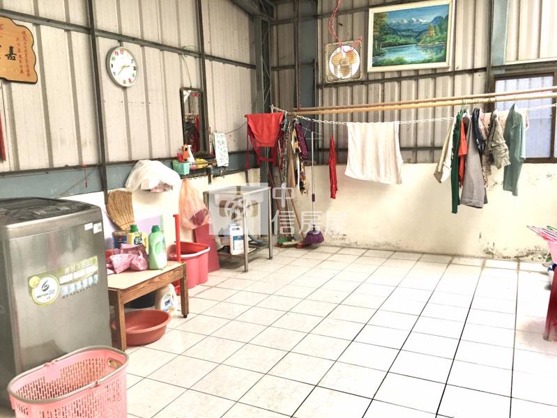 新市大社國小15米路大面寬透天店住房屋室內格局與周邊環境