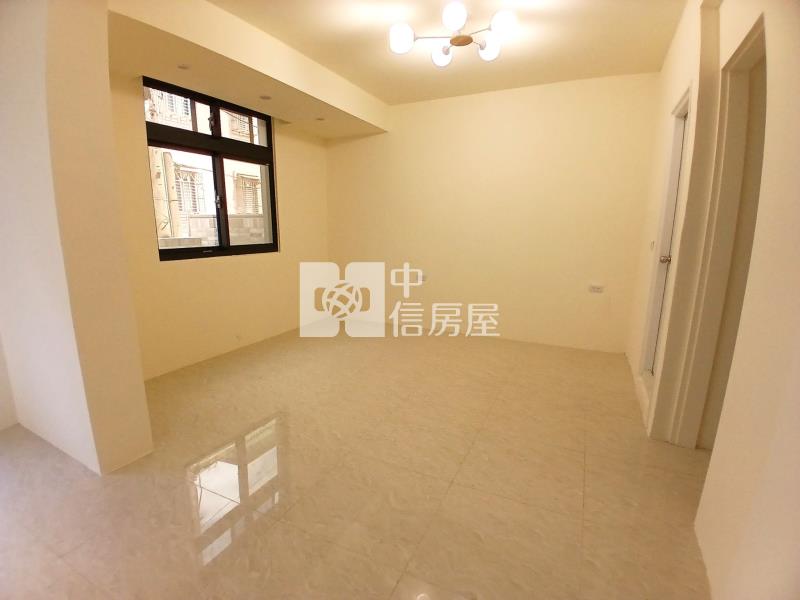 南亞翻新透天房屋室內格局與周邊環境