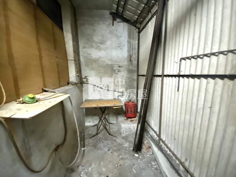 【安家】獨家-平鎮家樂福旁大地坪超值透店房屋室內格局與周邊環境