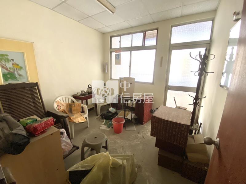【安家】獨家-平鎮家樂福旁大地坪超值透店房屋室內格局與周邊環境