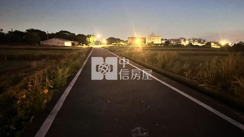 正月桃路美農地房屋室內格局與周邊環境