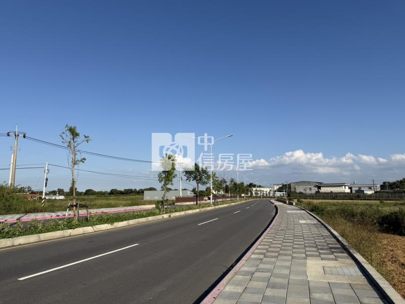 正月桃路美農地房屋室內格局與周邊環境