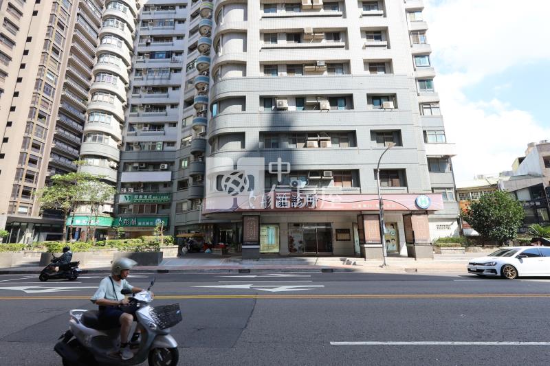 【安家】海華SOGO傳家金店面房屋室內格局與周邊環境