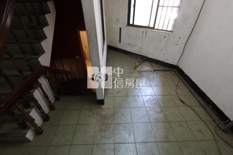 【安家】海華SOGO傳家金店面房屋室內格局與周邊環境
