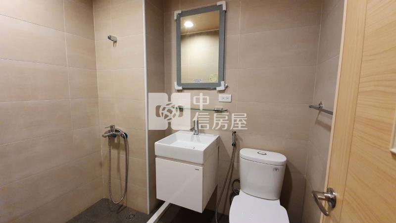 忠福電梯陽台套房房屋室內格局與周邊環境