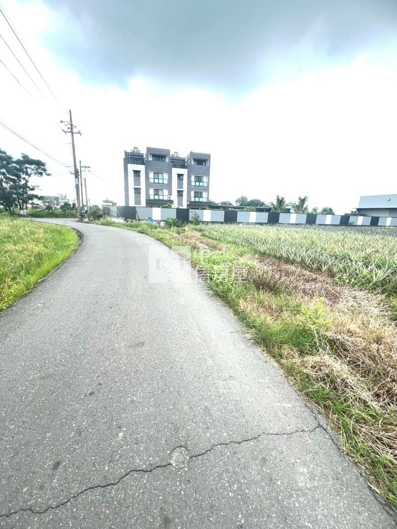歸仁社區旁543坪持分農地房屋室內格局與周邊環境