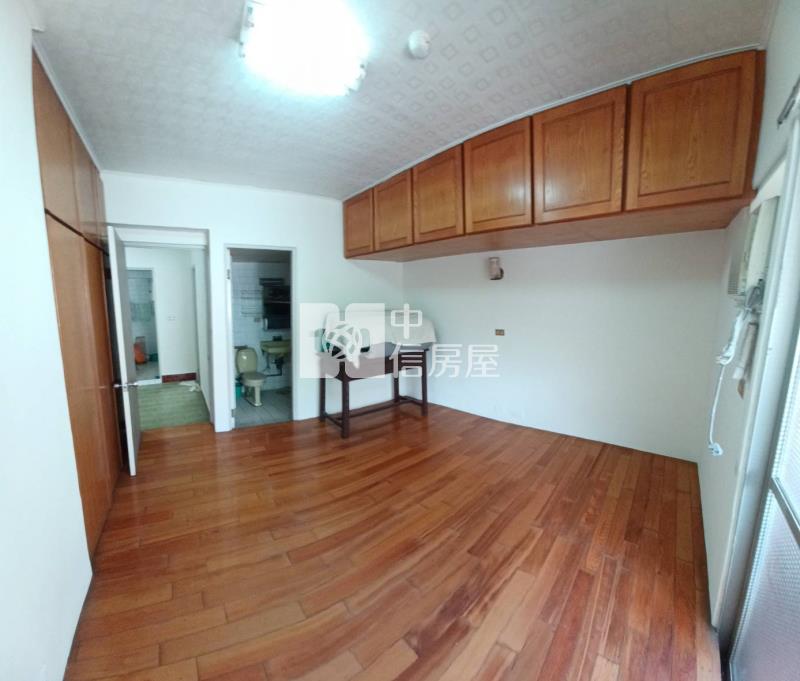 市政中心、蛋黃區三多商圈3房房屋室內格局與周邊環境