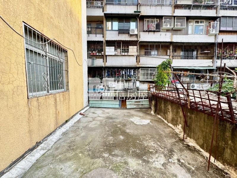 獨家！興進綠園道一中商圈旁1-2樓樓店房屋室內格局與周邊環境
