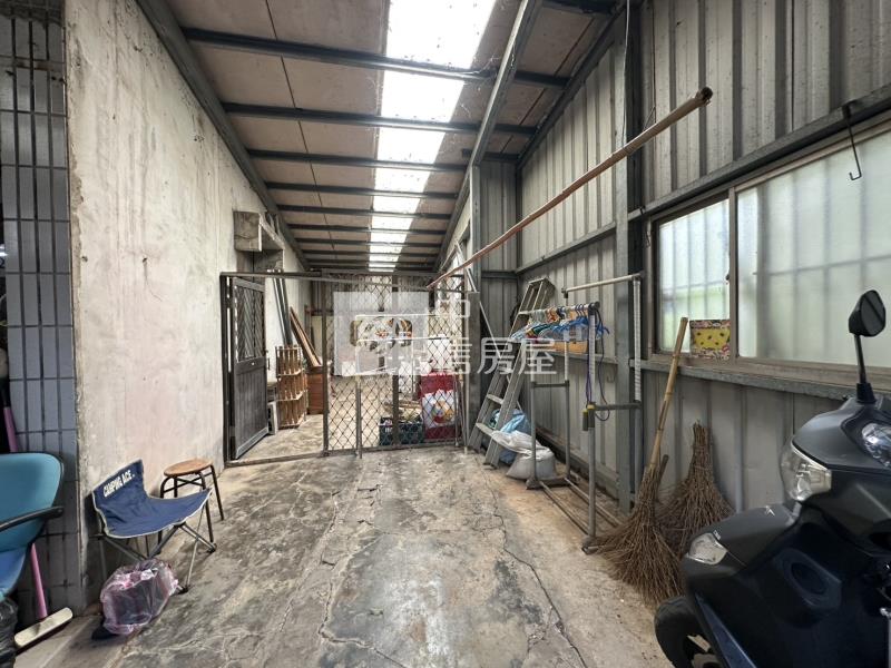 龍岡大地坪透天.大面寬.雙車庫房屋室內格局與周邊環境