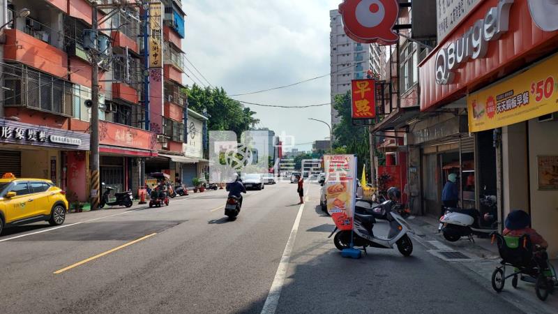 (專任)振興西路四套房房屋室內格局與周邊環境