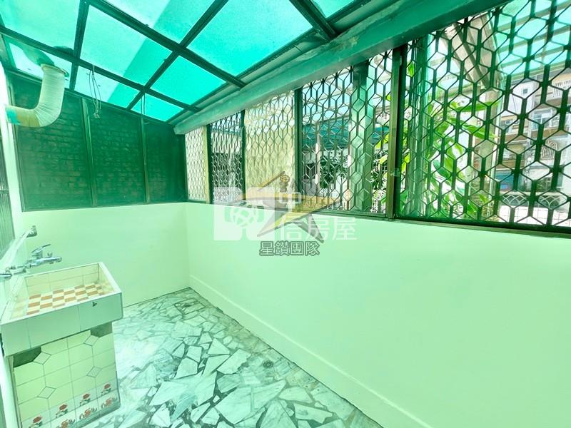 【星鑽】(專委)健行科大旁/前後庭院/美別墅房屋室內格局與周邊環境