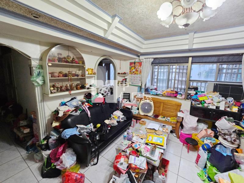 內壢車站-環中商圈電梯3+1房車房屋室內格局與周邊環境