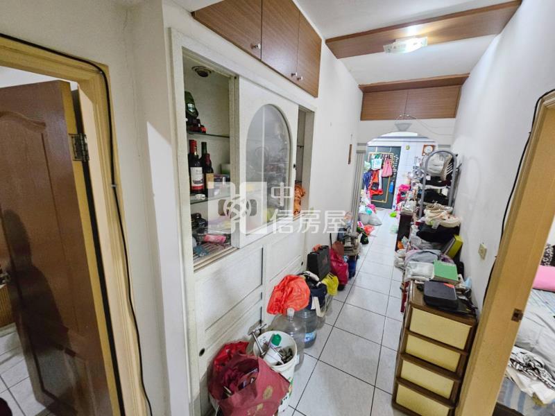 內壢車站-環中商圈電梯3+1房車房屋室內格局與周邊環境