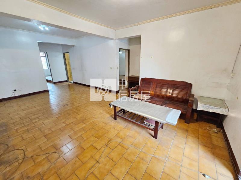 內壢前站-低樓層大公寓-需整理房屋室內格局與周邊環境