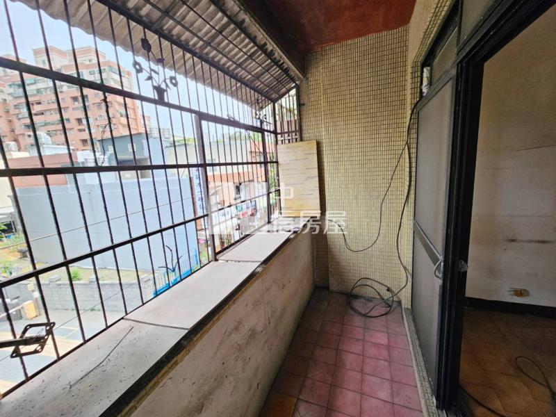 內壢前站-低樓層大公寓-需整理房屋室內格局與周邊環境