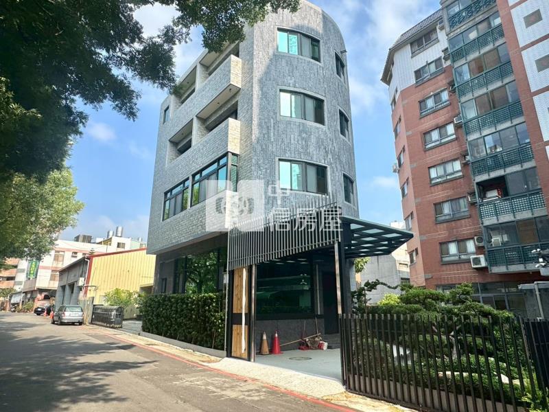 水湳經貿園區全新獨棟大地坪電梯別墅房屋室內格局與周邊環境