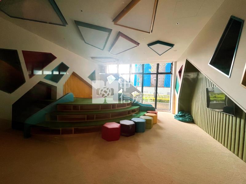 雲享景觀溫泉大套房房屋室內格局與周邊環境