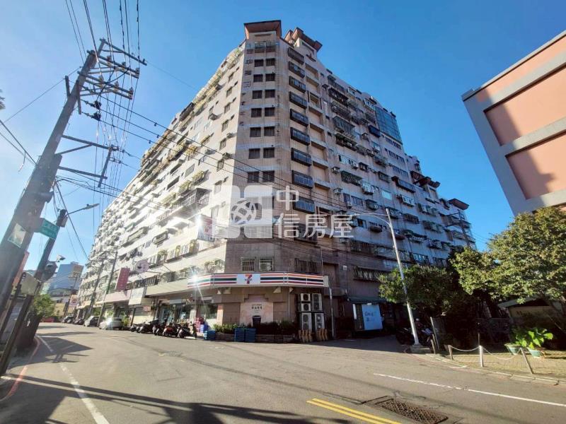 近中壢南亞學院.富台國小大面寬金店面房屋室內格局與周邊環境