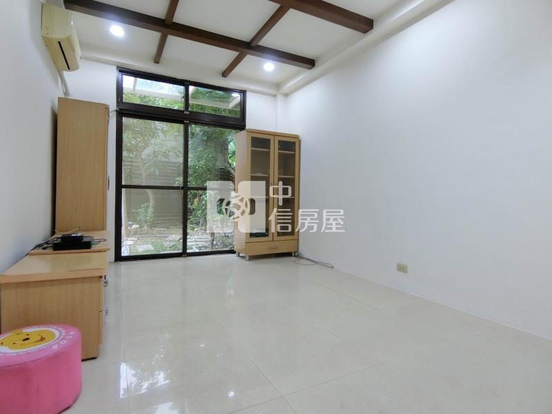 五期大英街大庭院豪墅房屋室內格局與周邊環境