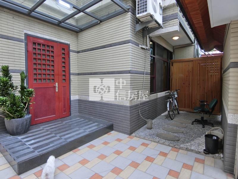 五期大英街大庭院豪墅房屋室內格局與周邊環境