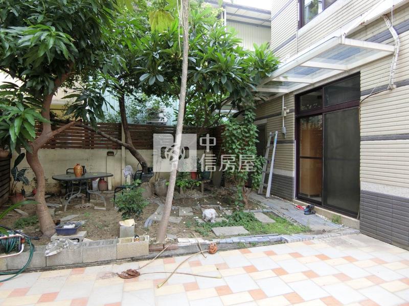 五期大英街大庭院豪墅房屋室內格局與周邊環境