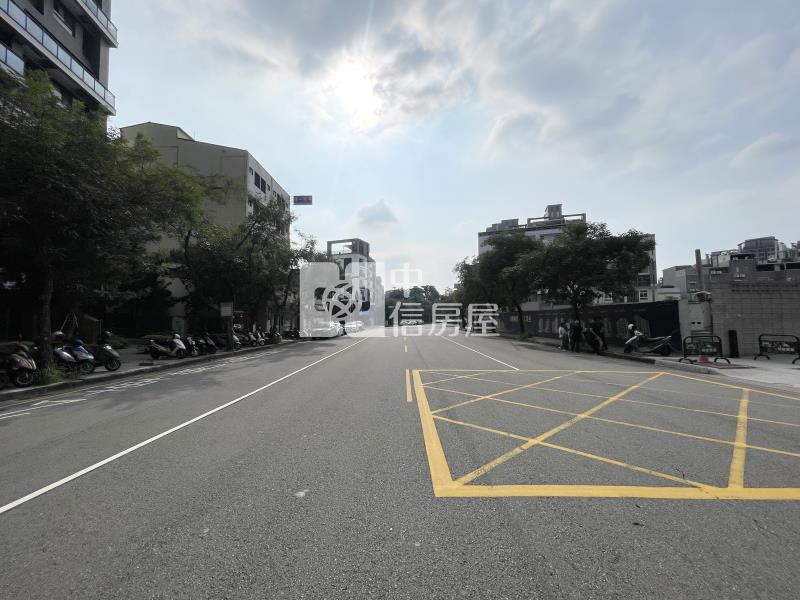 總太美樂地2房平車房屋室內格局與周邊環境
