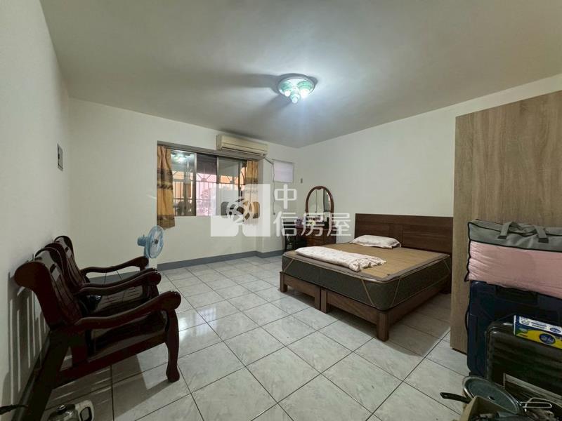 觀音正中山路面湖6房大透天住店(中信卓越團隊)房屋室內格局與周邊環境
